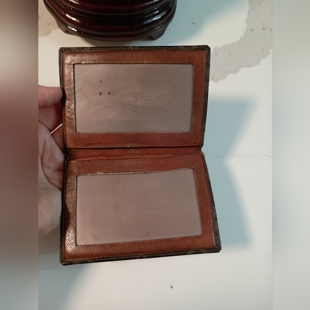 Louis Vuitton Brown Monogram Card Holder - Picture 4 of 9
